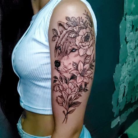 wolf and tattoo|wolf tattoo for women.